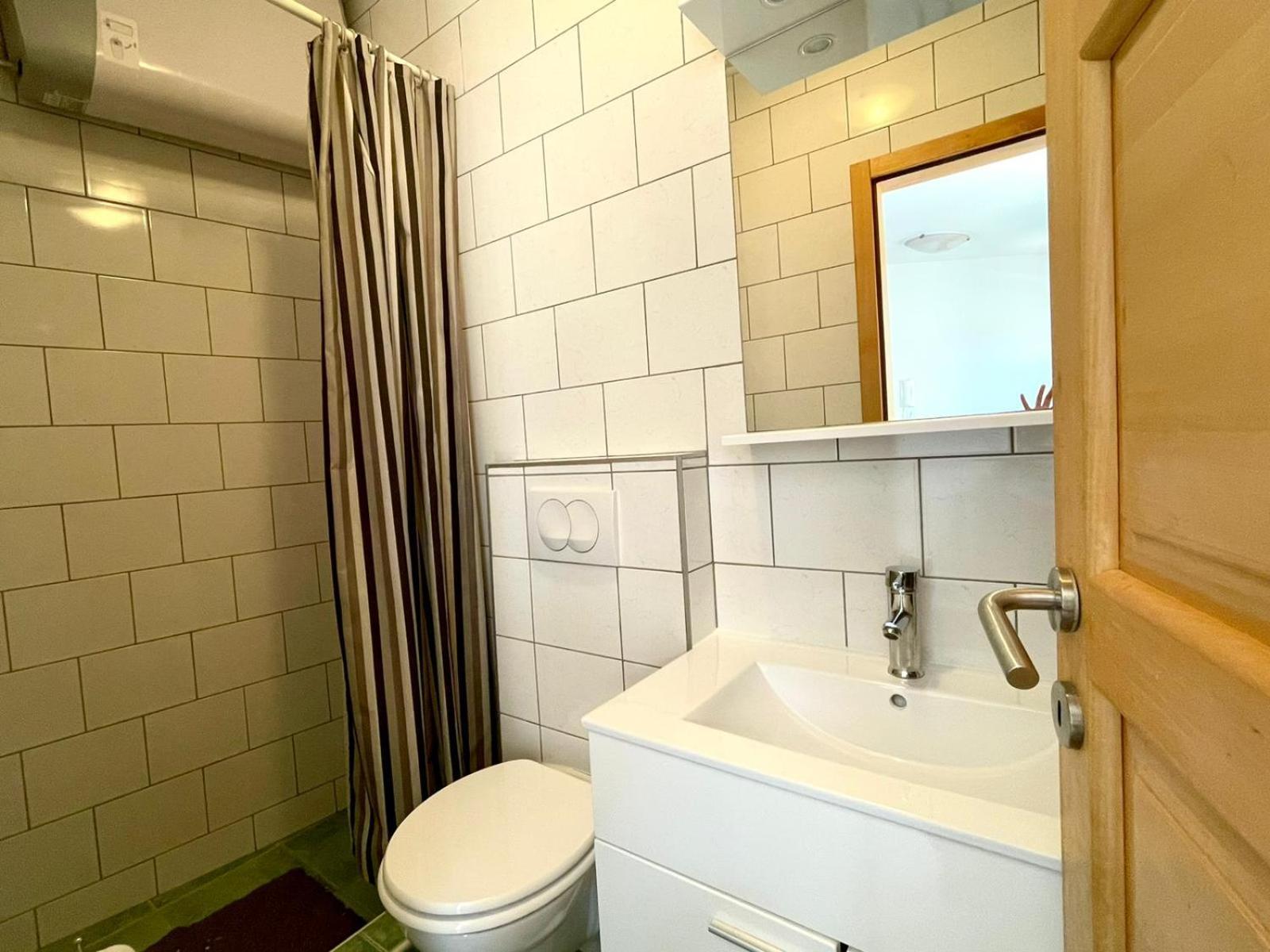 קריקווניצה Apartmani Mauro Sa Terasom מראה חיצוני תמונה