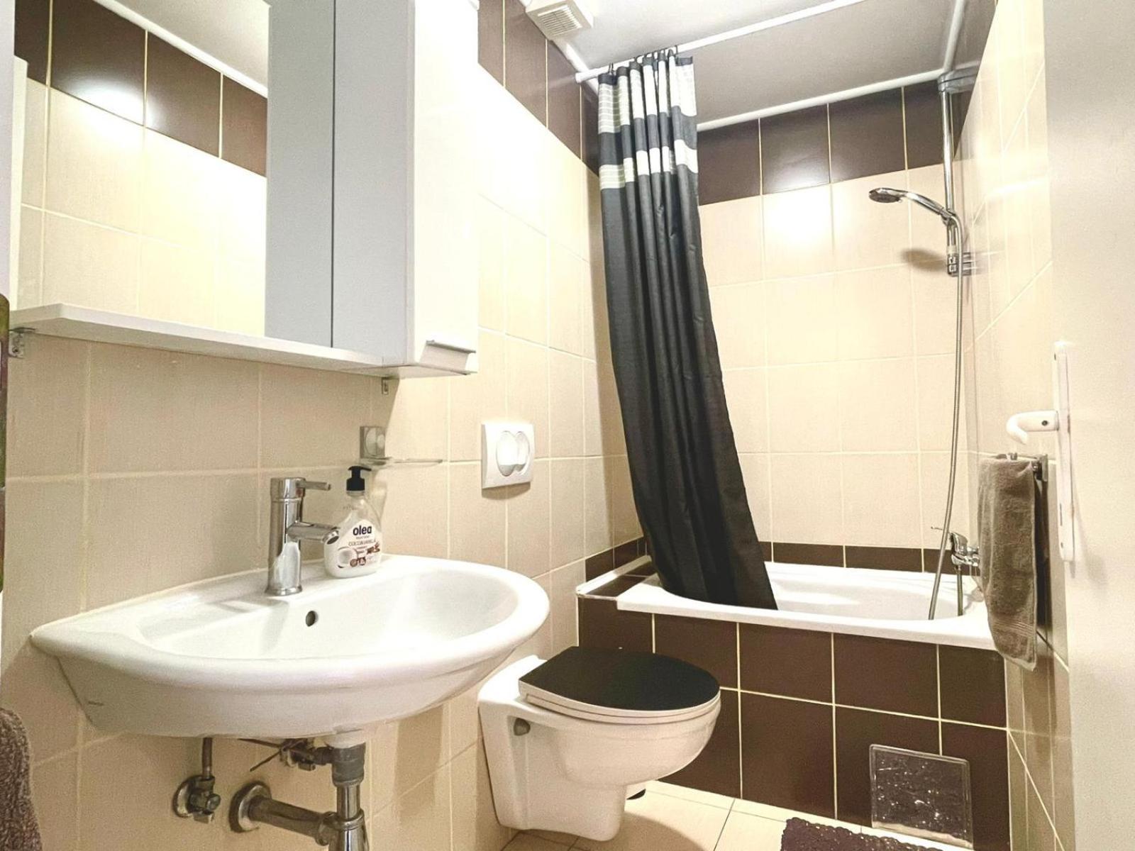 קריקווניצה Apartmani Mauro Sa Terasom מראה חיצוני תמונה