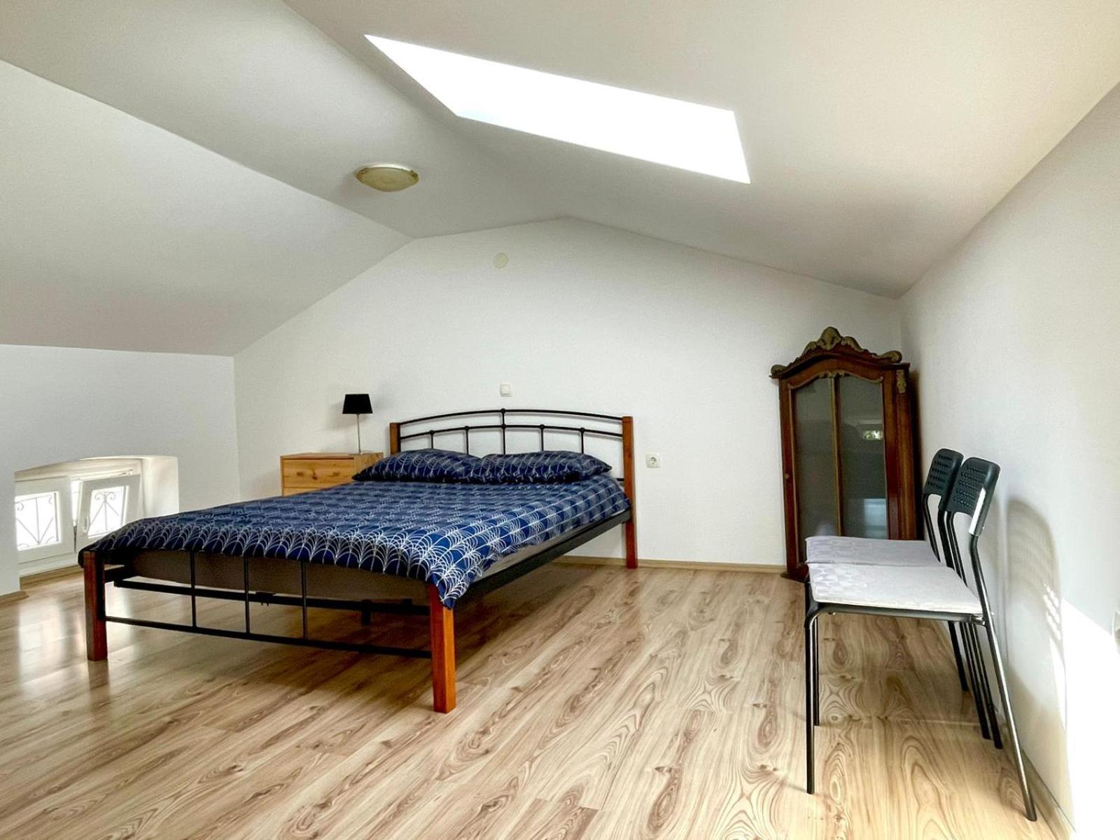 קריקווניצה Apartmani Mauro Sa Terasom מראה חיצוני תמונה